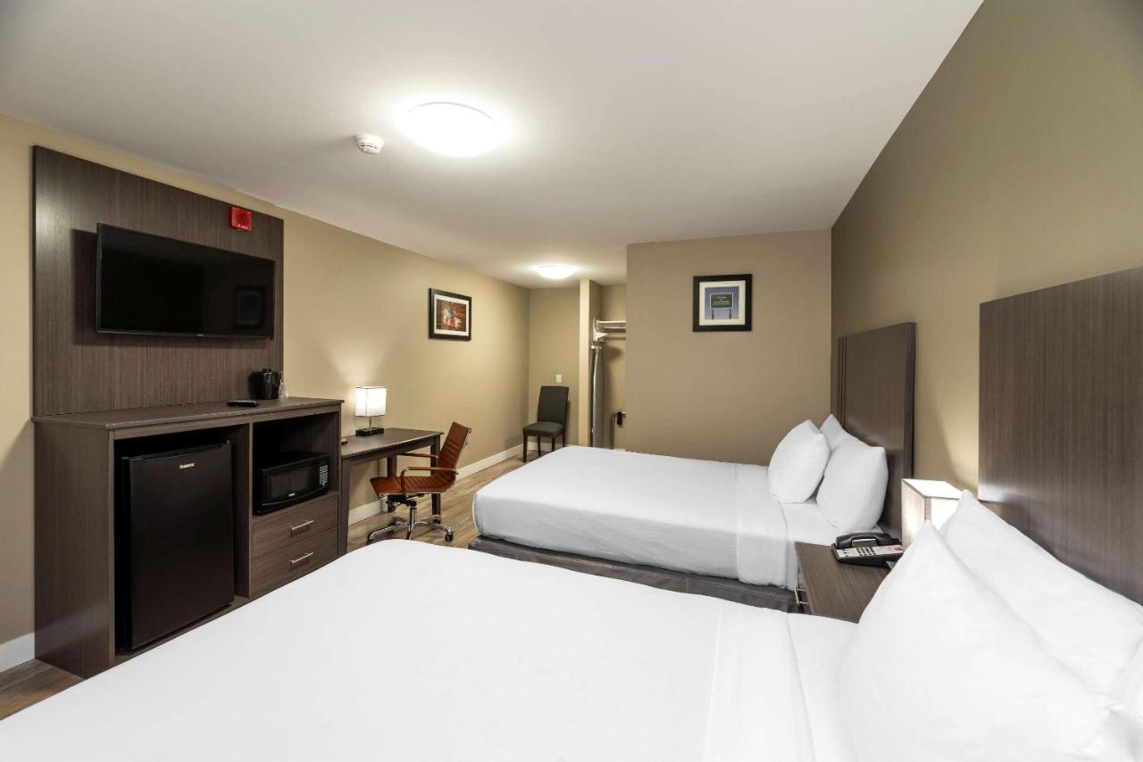 Econo Lodge Prince George Exterior foto